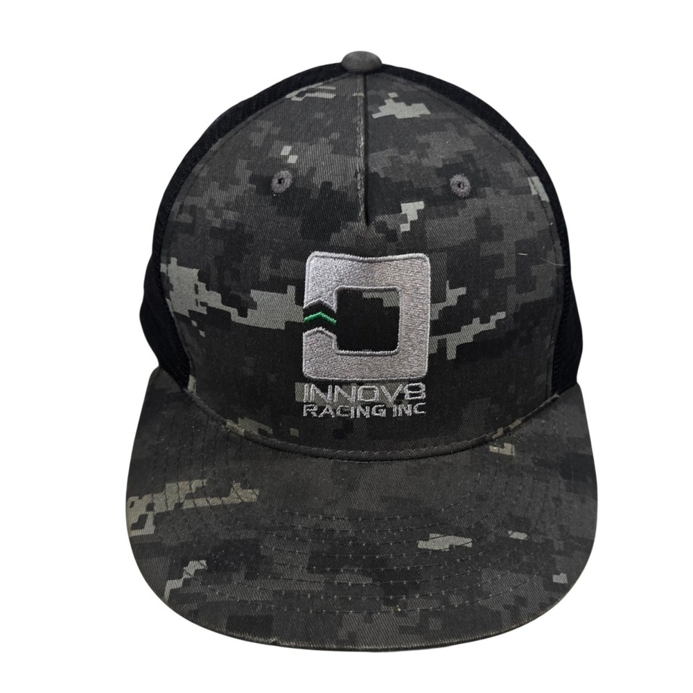 Decky Innov8 Racing Inc Trucker Hat Mens OSFA Black Camo Excellent Digital Camo